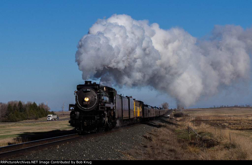 CPKC  2816 - The Empress; Southbound chase out of Minot, ND